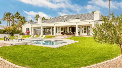 Cactus Acres House | Sunridge by AvantStay Glorious Scottsdale Estate w Pool Hot Tub Ping Pong Pool Table