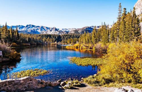 Mammoth Lakes Apartment | Sunrise 8