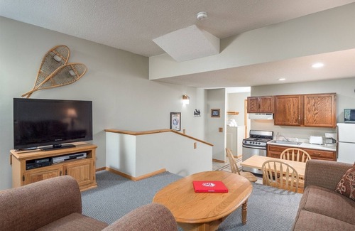 Sunday River Area Condo | Sunrise A-104 | 1 Bed, 1 Bath