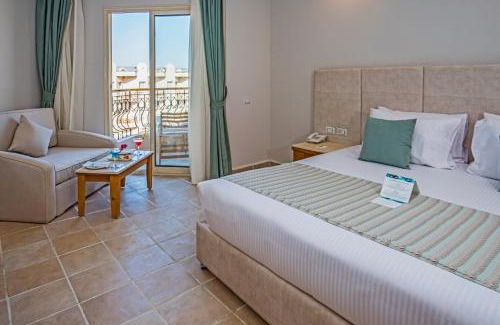 Al Mamsha El Seyahi Resort | Sunrise Aqua Joy Resort