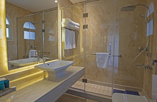 Al Mamsha El Seyahi Resort | SUNRISE Aqua Joy Resort - All inclusive