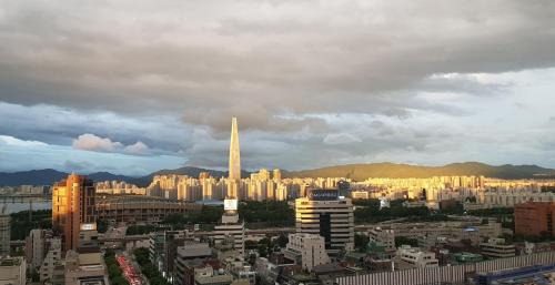 Samseong-dong Apartment | Sunrise, Sunset, Kpop Kangnam Have it all !