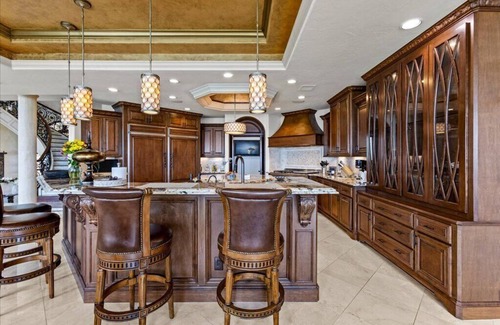 El Lago Villa | Sunrise Villa