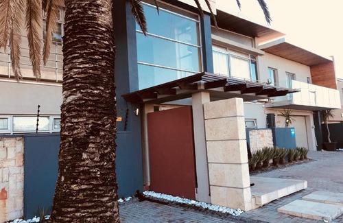 Sunset Beach House | Sunset Beach Guesthouse