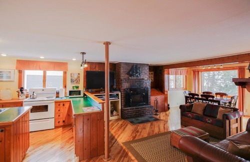 South Hero House | Sunset Beach