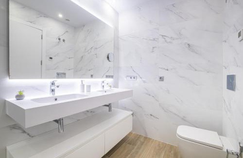 Benidorm Apartment | Sunset Cliffs I by Terreta Rentals