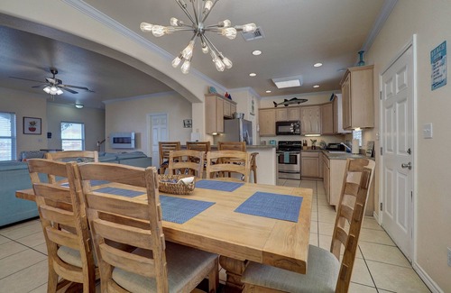 Corpus Christi House | Sunset Harbor, Tx🌅 bay front condo, beach, pool, pets ok