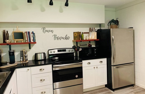 Canton Apartment | Sunset Heights