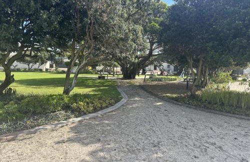 Cape Town House | Sunset Links Golf Estate home, walk to Beach