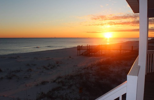 Surf Side Shores House | Sunset Palace Beachfront