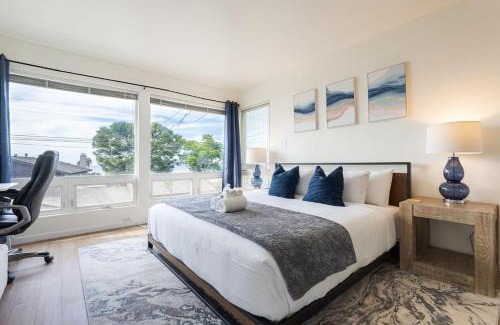 Sunset Cliffs House | Sunset Serenity On The Cliffs - Balcony- Oceanview