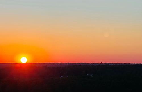 Tapiola Apartment | Sunset Suite - Seaview & Free Parking