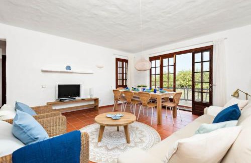 Platges de Fornells Apartment | Sunset Tirant