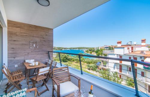 Pjescana Uvala Apartment | SUNSET VALA new beachfront apartment Pjescana Uvala - Medulin - Pula