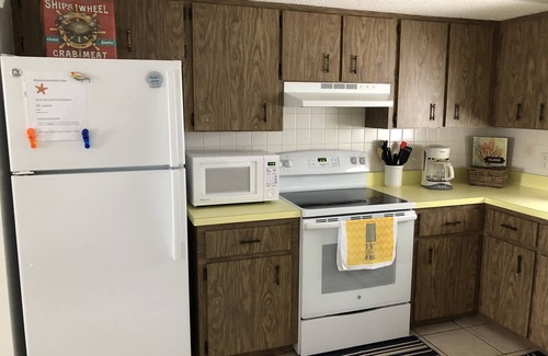 Grove City Cottage | Sunset View on Lemon Bay - Duplex property- Starfish Cottage