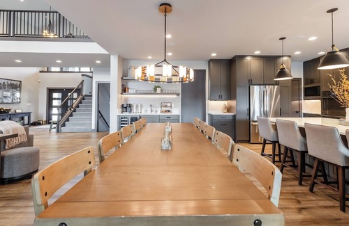 Cle Elum House | Sunset View Retreat: Theater & Hot Tub Suncadia