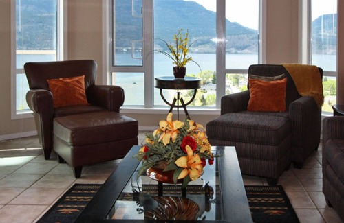 Central Okanagan Resort | Sunset Waterfront Resort 1803 Lakeview, Pool, Beach, Downtown!