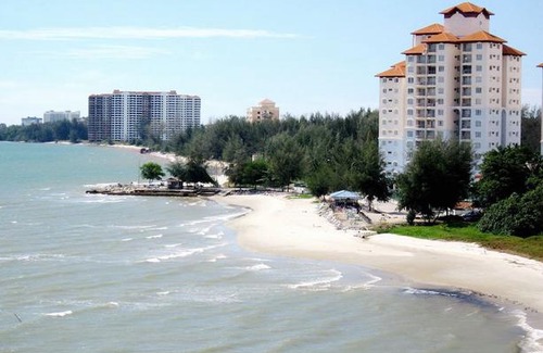 Taman Haji Zainal Resort | Sunshine Bay Resort Port Dickson