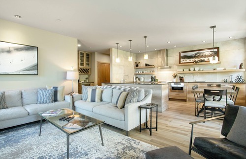 Vail Condo | SunVail 24D - Pristine Newly Remodeled Condo, Heated Pool and Hot Tubs