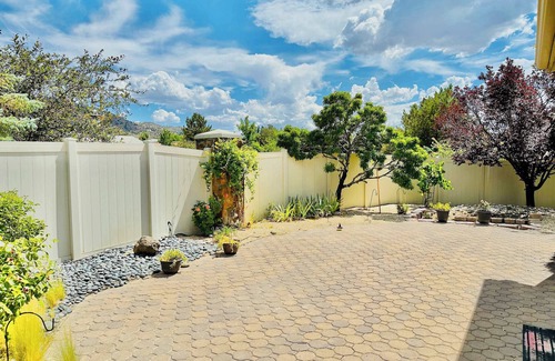 Reno House | Sunview House/Sleeps 16