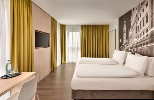 Augsburg-Goggingen Hotel | Super 8 by Wyndham Augsburg