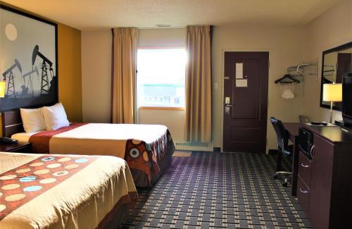 Fox Creek Hotel | Super 8 by Wyndham Fox Creek