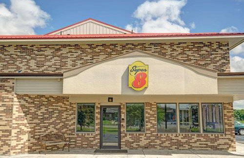 Melrose Hotel | Super 8 by Wyndham Melrose