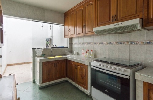 Cerro Azul House | Super casa de playa con piscina y cancha fulbito