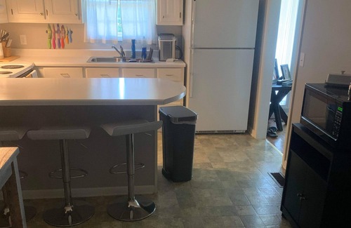 Olivehill House | Super close to town- wonderful neighborhood!