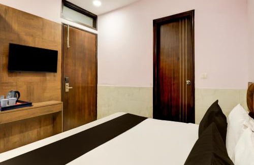 Alipur Hotel | Super Hotel O Alipur Narela