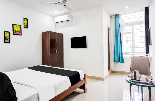 Sahakar Nagar Hotel | Super Hotel O HMR Inn