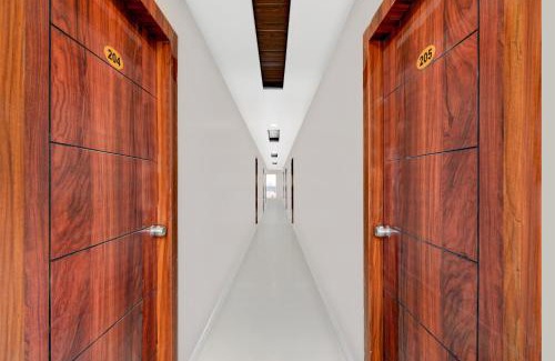 Hyderabad Hotel | Super Townhouse Cherlapally Bus Terminal Formerly Hotel Chakripuram