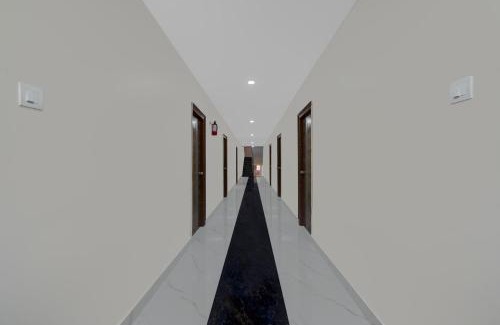 Khattalwada Hotel | Super Townhouse Oak Bachupally Medical College Formerly SV Hotels