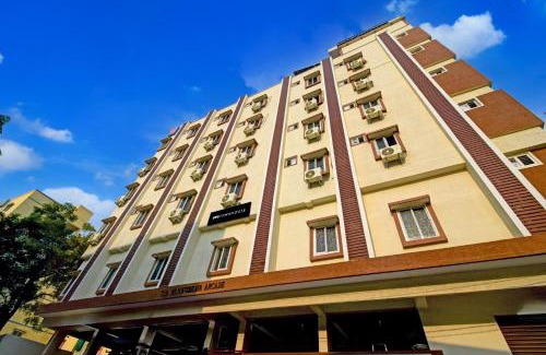 Khattalwada Hotel | Super Townhouse Oak Bachupally Medical College Formerly SV Hotels