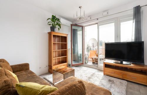 Mokotow Apartment | SuperApart Wilanowska apt 20 "Pet-Friendly 1BR Home with Patio