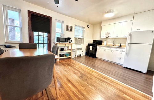 Westwood Apartment | Superb 2-bedroom apartment with AC in Cincinnati