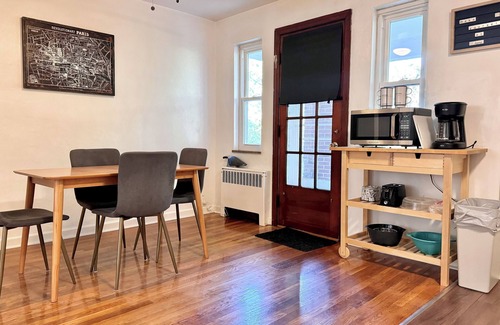 Westwood Apartment | Superb 2-bedroom apartment with AC in Cincinnati