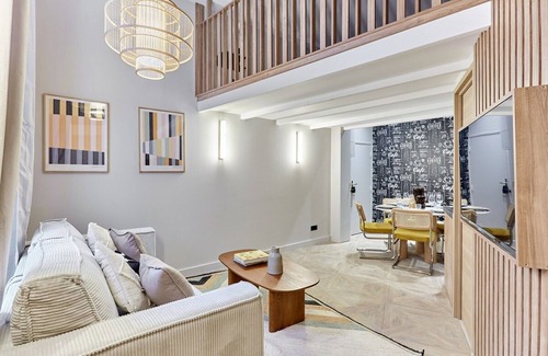 17th Arrondissement Apartment | Superb apartment Center of Paris Montmartre