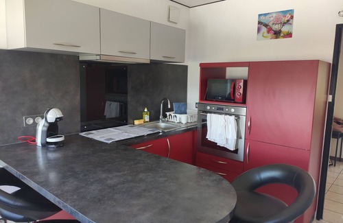 Saint-Etienne Apartment | Superb apartment with free parking and streetcar