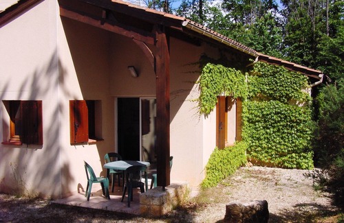 Gavaudun Villa | Superb Holiday Resort * in Dordogne-Lot : swimming pool, tennis, bar, etc.