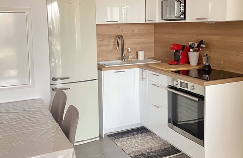 Folelli Apartment | Superb new T2. Very close to the beach! For 2 to 4 people.