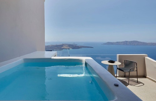 Firostefani Villa | Superb Santorini Villa | Villa Toraido | 1 Bedroom Suite | Outdoor Hot Tub