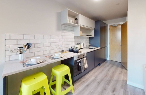 Middlesbrough Apartment | Superb Studio Apartment - 002