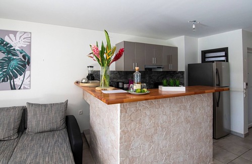 Le Gosier Apartment | Superb studio in the Bay of Pelicans, 5 minutes from the beach