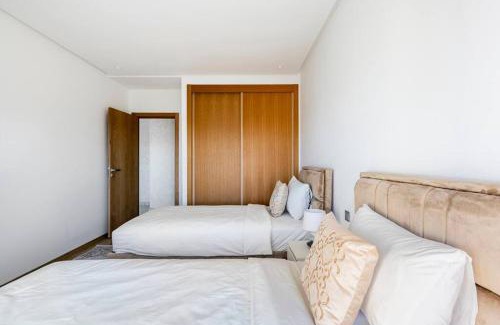 Malabata Apartment | Superb & Sunny 2BR & 2BA apt. w/Seaview, Malabata