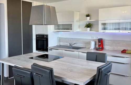 Le Barcares Apartment | Superb T3 Apartment 6 People 100 m From the Beach Pool- 6ODYS405C