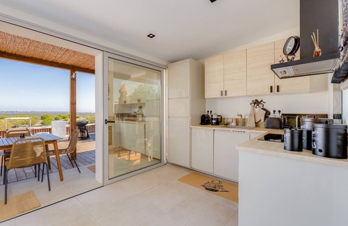 Olhao Ski Chalet | Superb townhouse house on the island of Armona