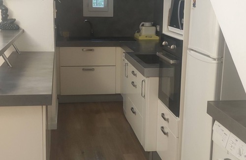 Gruissan Villa | Superb villa on the edge of pine forest and scrubland with azure view.