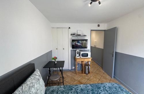 Melun Apartment | Superbe Studio à 300 metres Gare