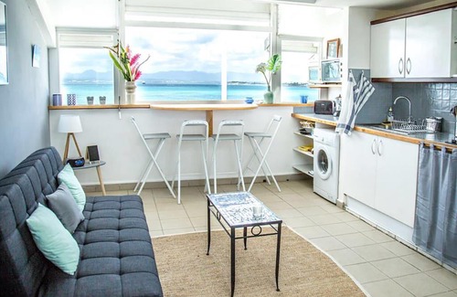 Pointe de la verdure Apartment | Superbe T2 vue mer